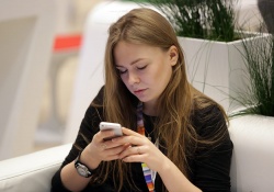 Покупать мобильный контент в России стало сложнее