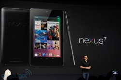 Google официально представила планшетный компьютер Nexus 7 