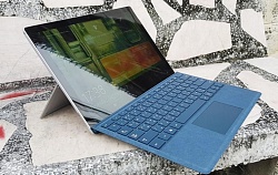 Microsoft запатентовала обложку для планшета, оснащенную солнечными панелями